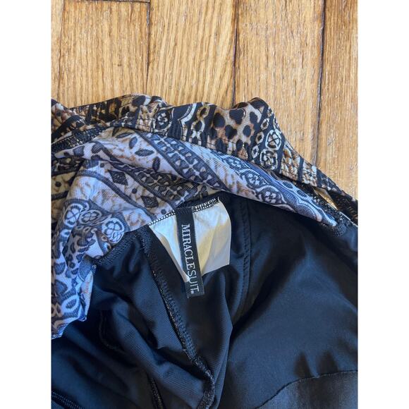 Miraclesuit Women's Lionessa Odyssey Printed Plunging Neck Size 8 - Picture 7 of 7